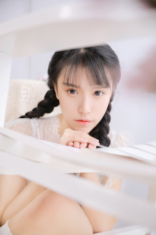 妺妺的第一次有点紧小说